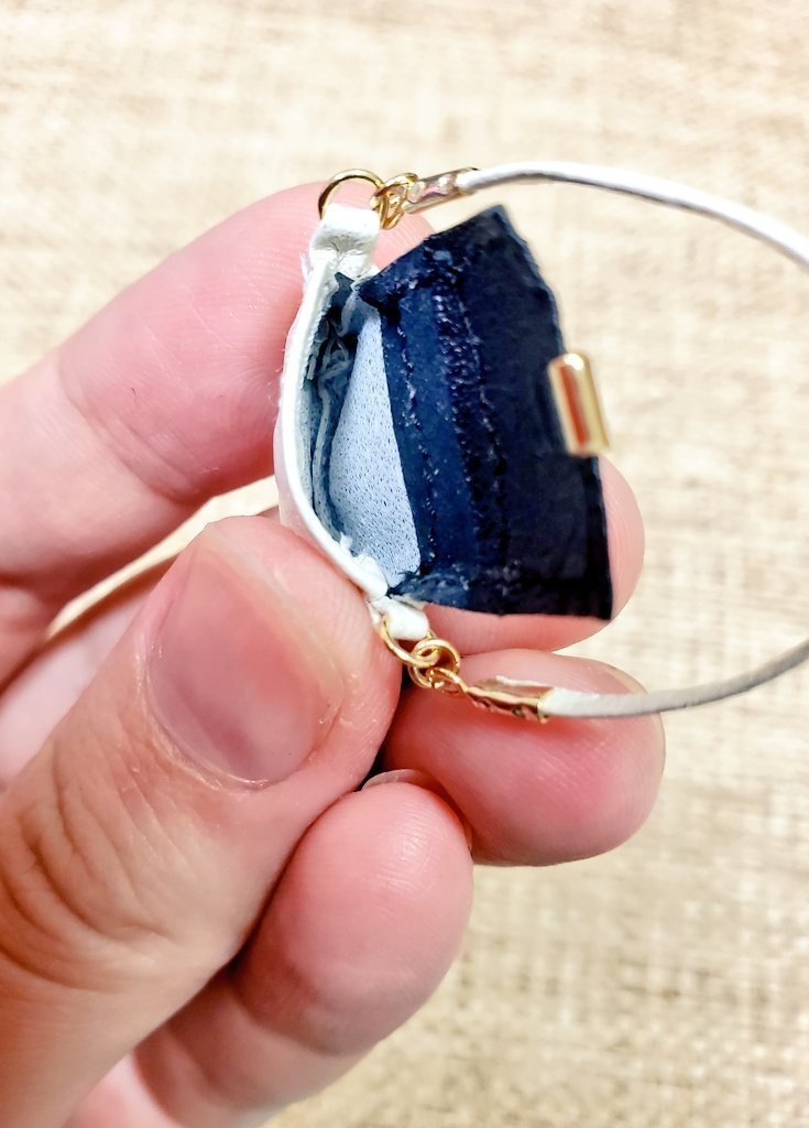 D)ミニチュア革バッグ:バイカラー(マグネットで開閉)