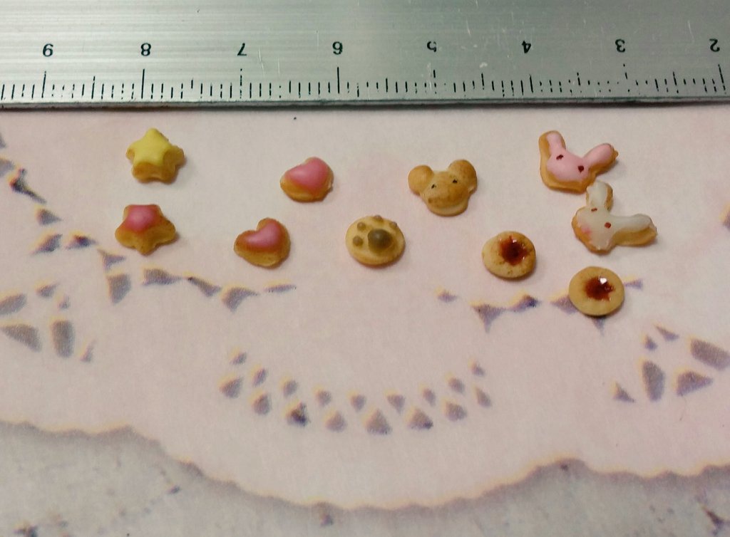 ミニチュアクッキー入りプレゼントボックスのネックレス