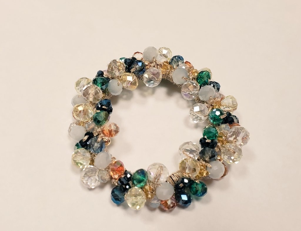 推しキャラ☆推しカプイメージカラーのビーズシュシュ【オーダーメイドでお作りします】