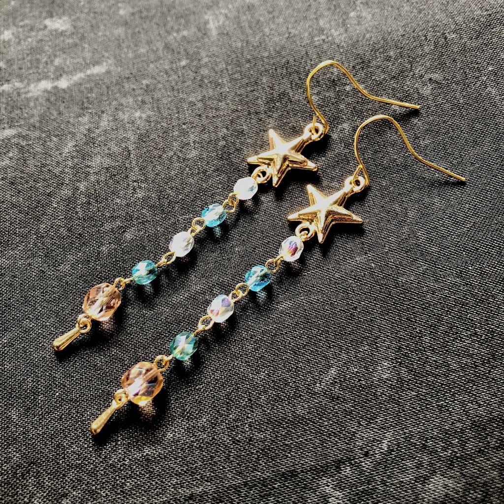 氷に覆われた星の科学者のピアス