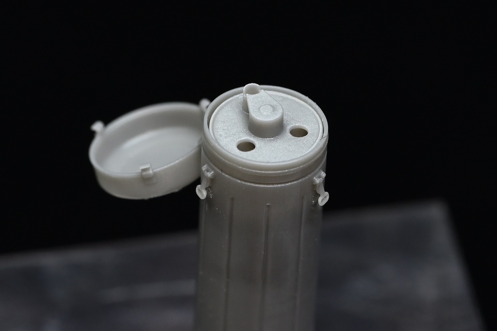 1/35スケール German 3.7cm Stielgranate 41