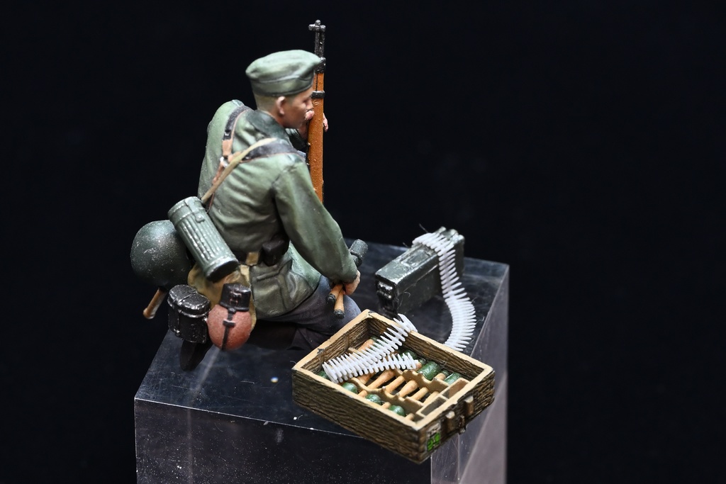 1/35スケール 7.92mm弾ベルトリンク&弾薬箱