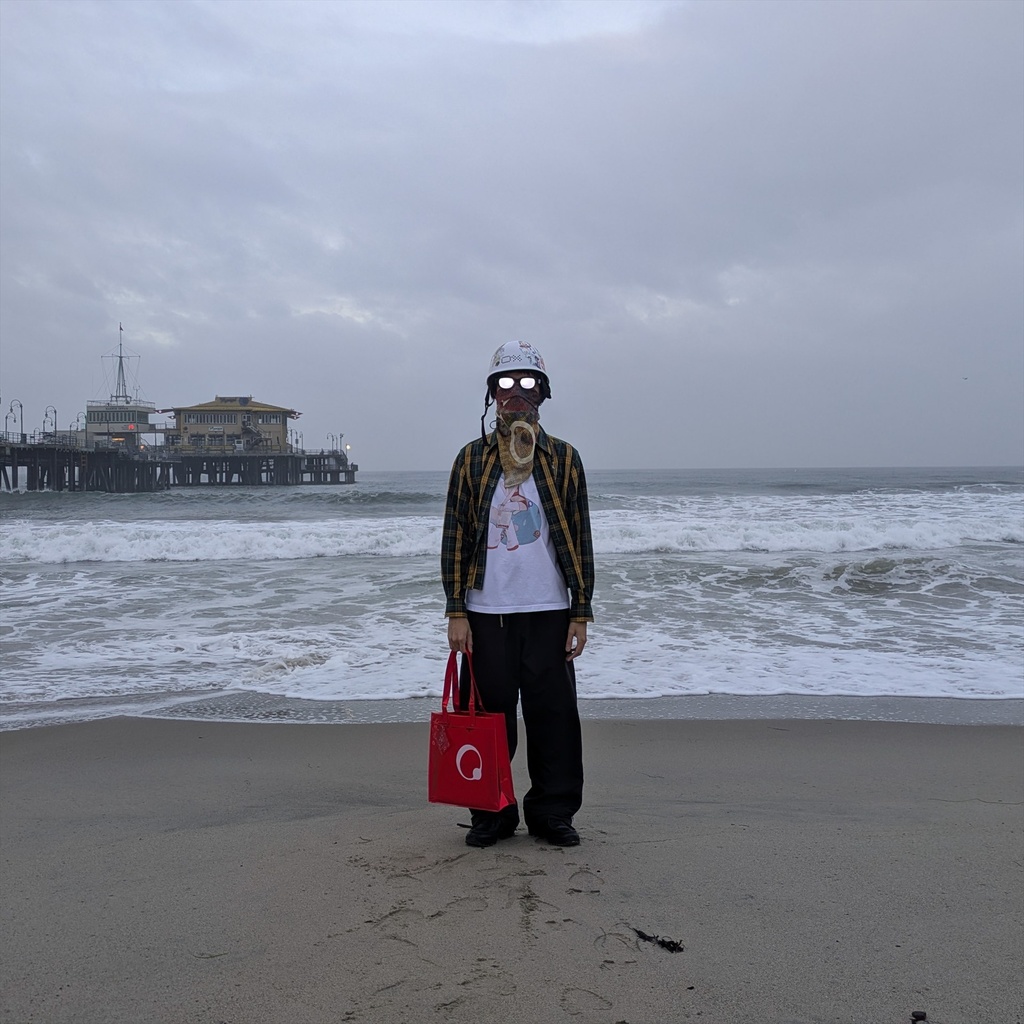 Qwertic-Chan T-shirt: Hassan