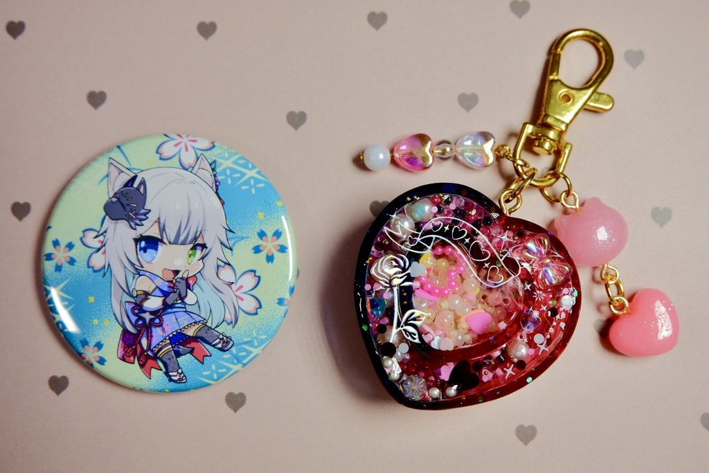 手作りレジンキーホルダー(ハート型)