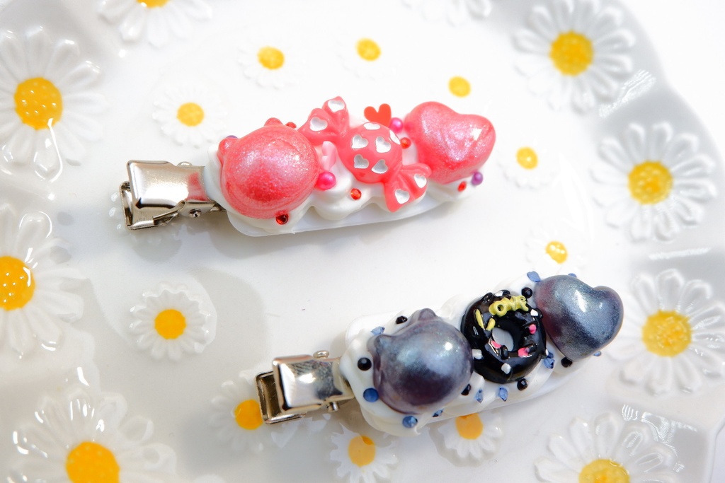 手作りレジンキーホルダー(前髪クリップ2セット)