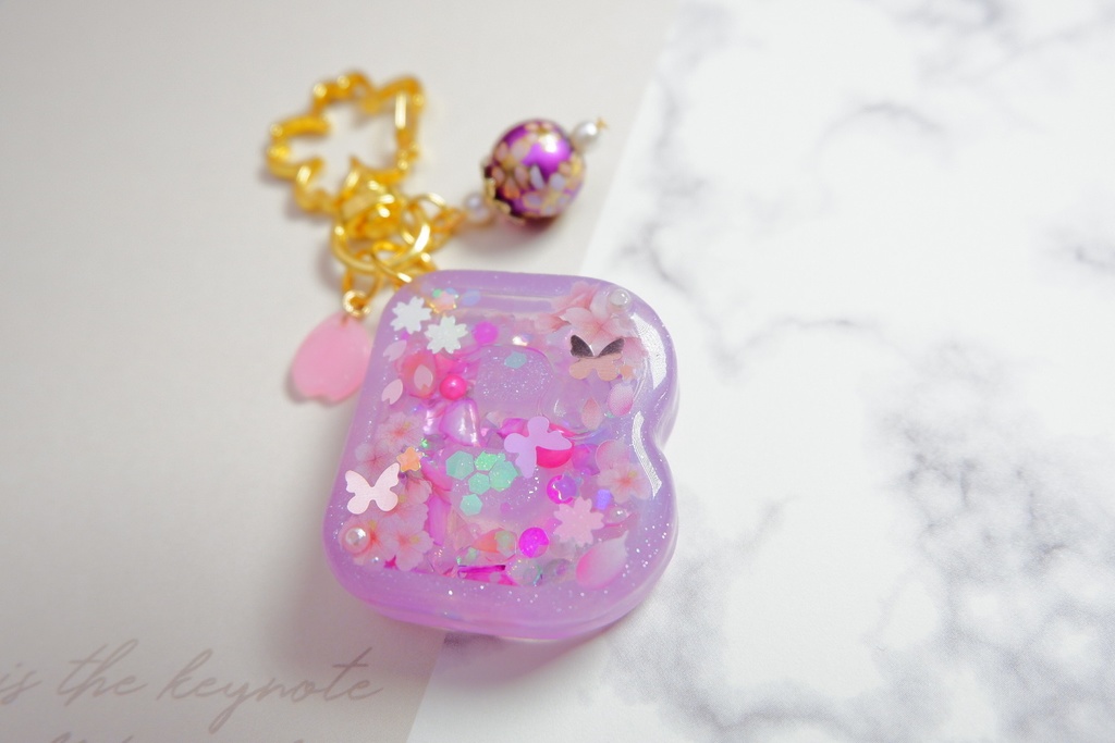 【季節商品】春限定 手作りレジン アルファベットキーホルダー(B・ピンク)
