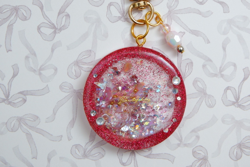 手作りレジンキーホルダー(丸・赤)