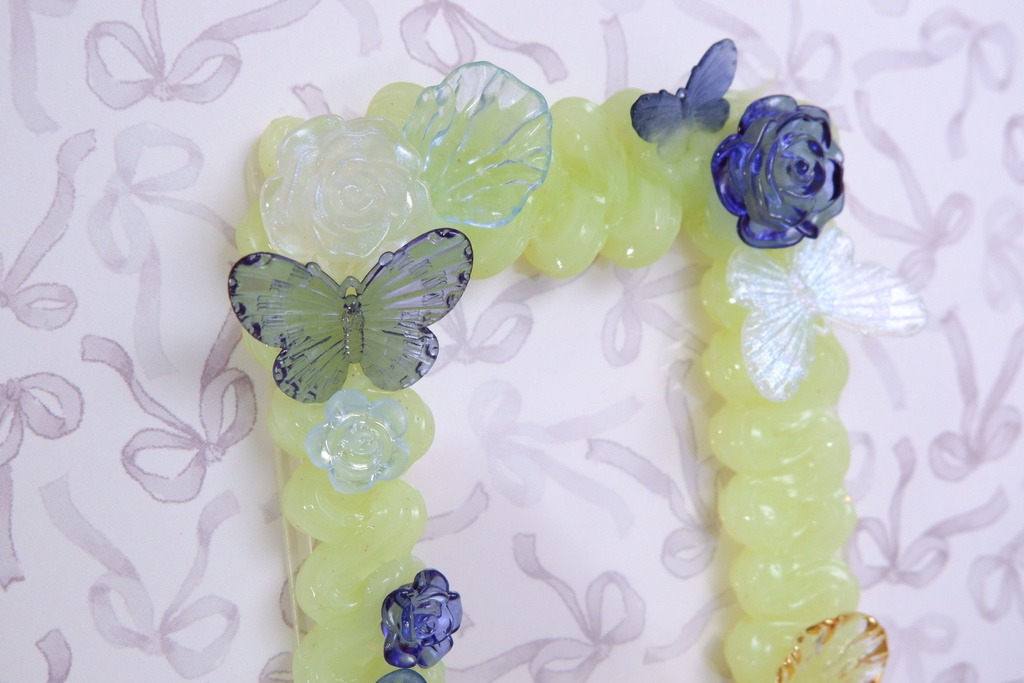 トレカケース(黄緑)狼桜ぽんさやトレカカード付き!