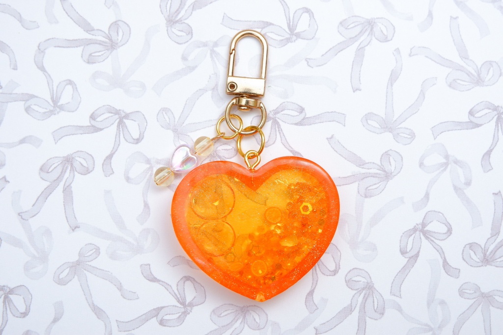 ワンピース風手作りレジンキーホルダー(ナミ)