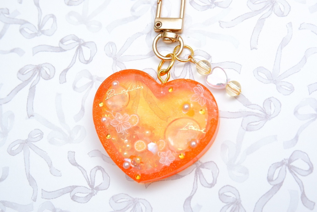 ワンピース風手作りレジンキーホルダー(ナミ)