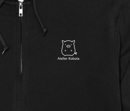【こぶたのアトリエ】ノーマルロゴパーカー(黒2)