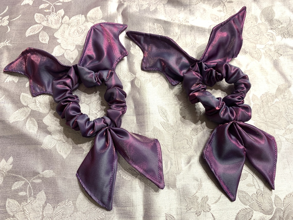 猫ちゃん用・ハロウィン風羽付き首飾り［リボンタイ］