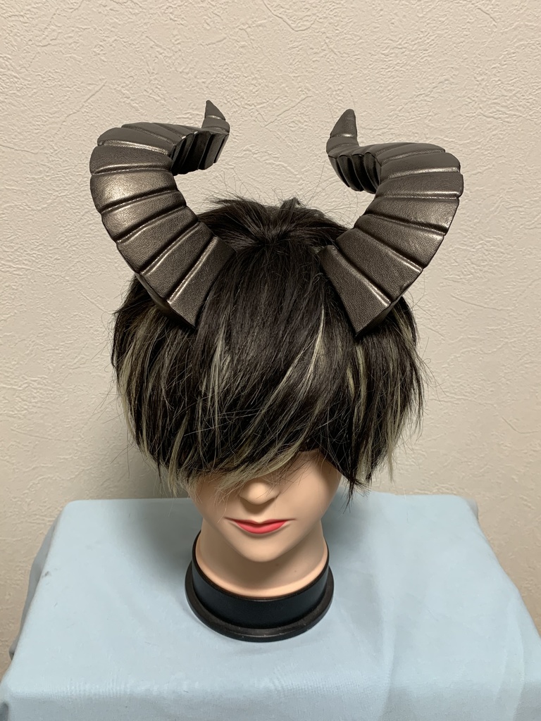 コスプレ用・マレウス風付けツノ(ガンメタ)
