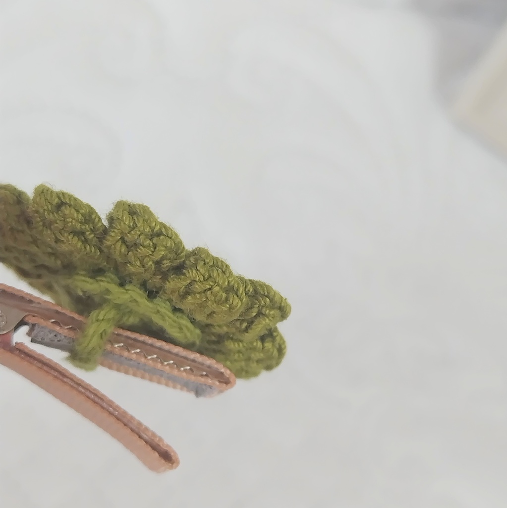 秋色お花のヘアクリップ ポシェット風