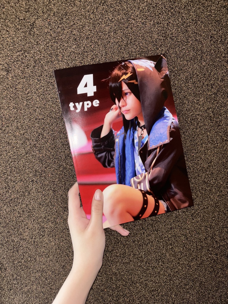 写真集【4type】
