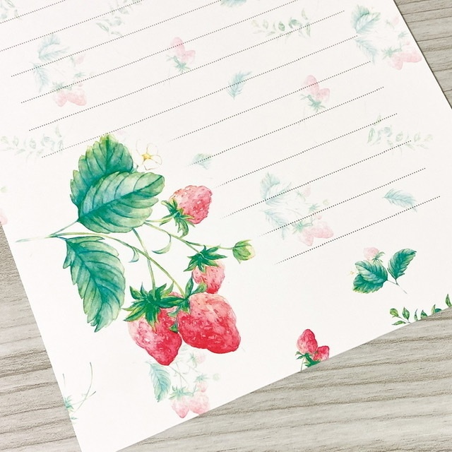 いちごと葉っぱ柄のレターセット