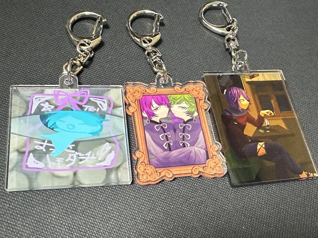 アクリルキーホルダー