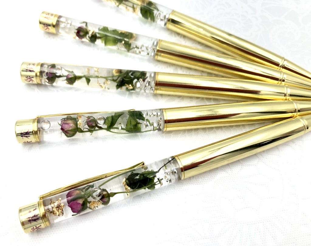 亜咲花の手作りハーバリウムボールペン(ゴールド)