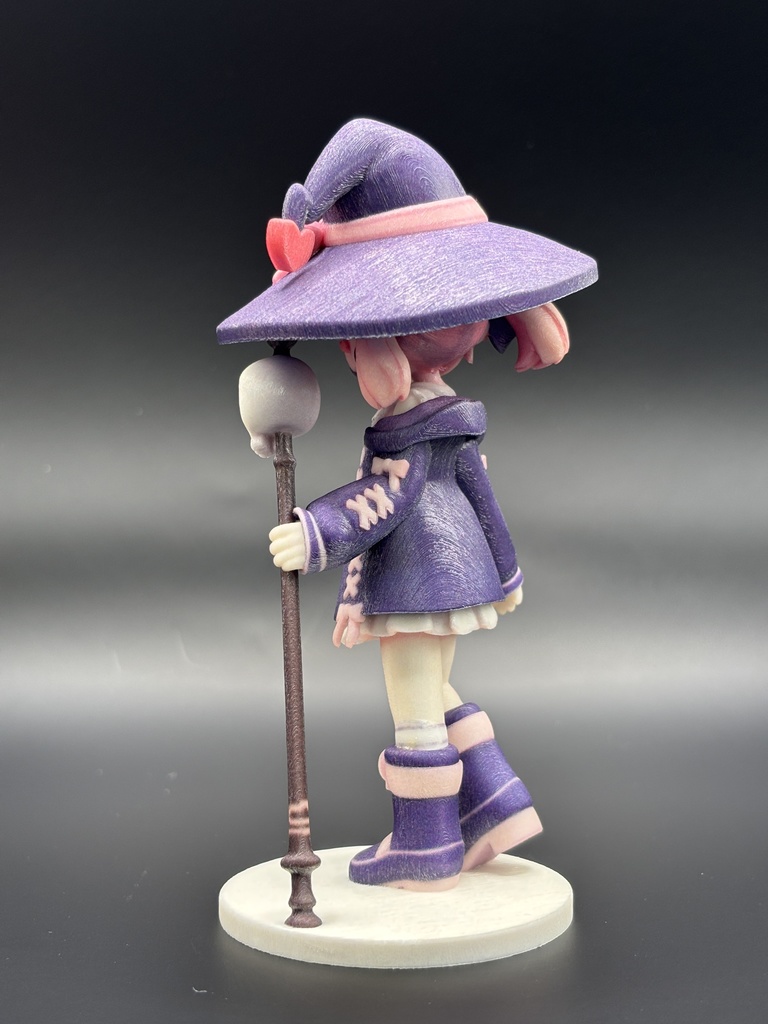 夏森轄さん【クロリネ】※限定サイン入りキャラカード付