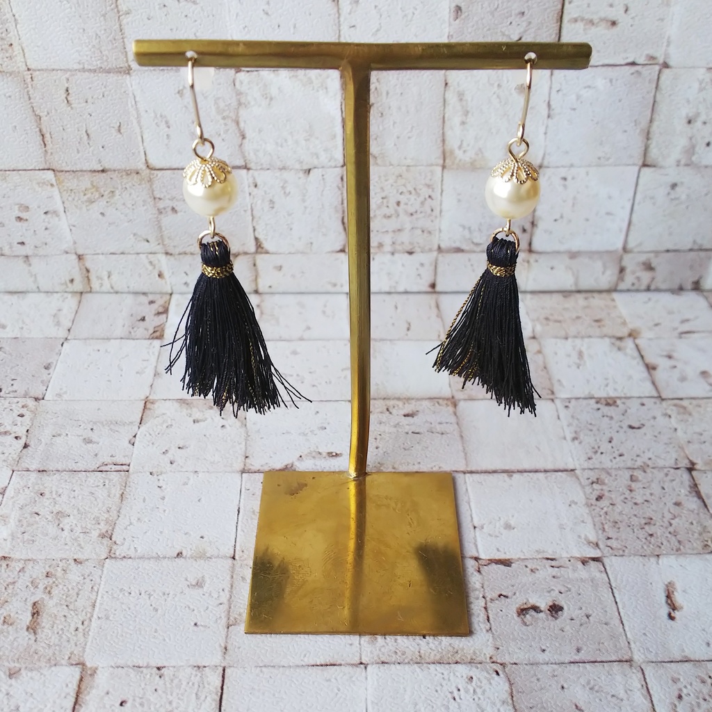 【ver.濃紺】肋骨服タッセルピアス