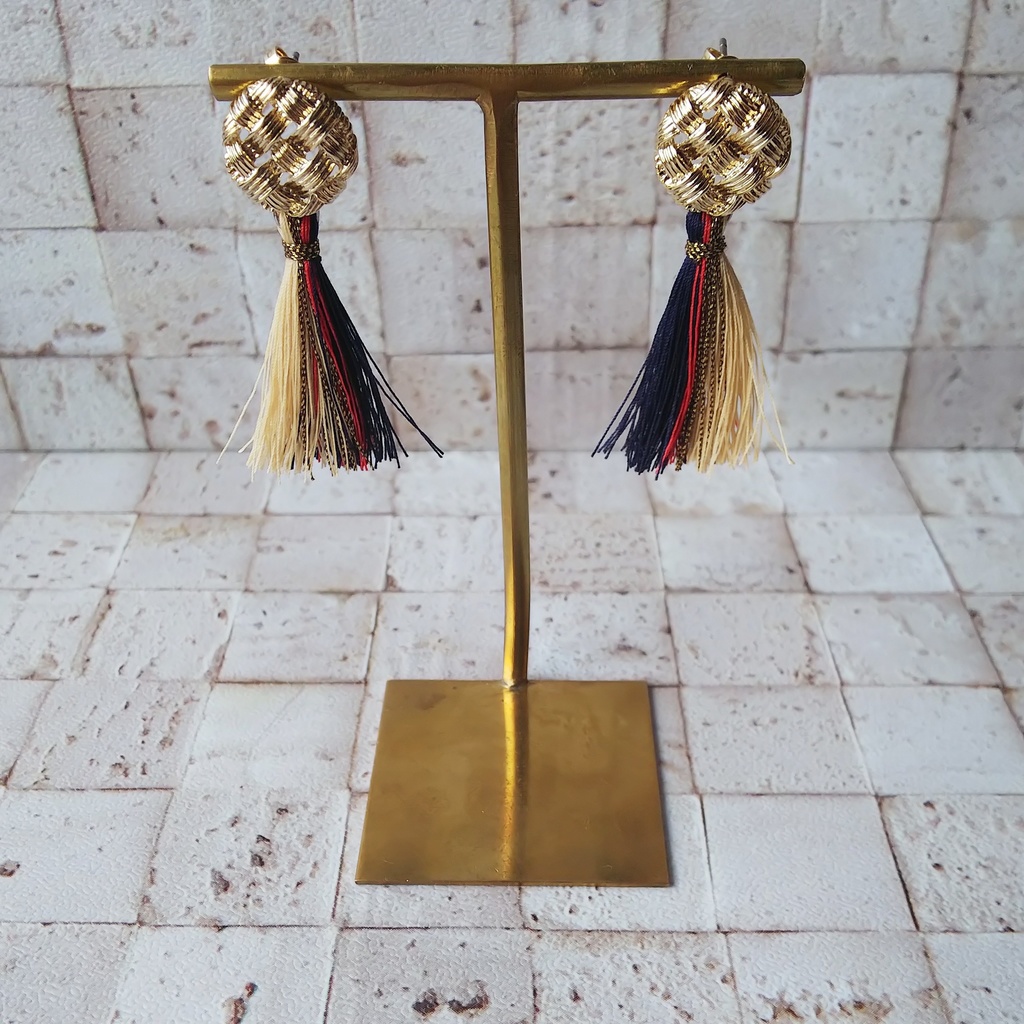 軍服タッセルピアス①