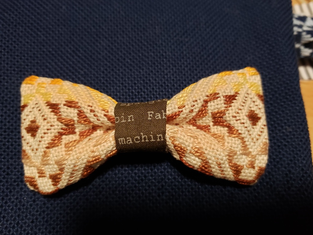 こぎん刺し　蝶ネクタイ　竹の節アレンジ茶×黄