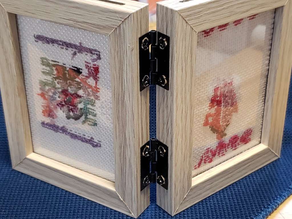 パレスチナ刺繍 2枚フレーム 杉の木と郷愁