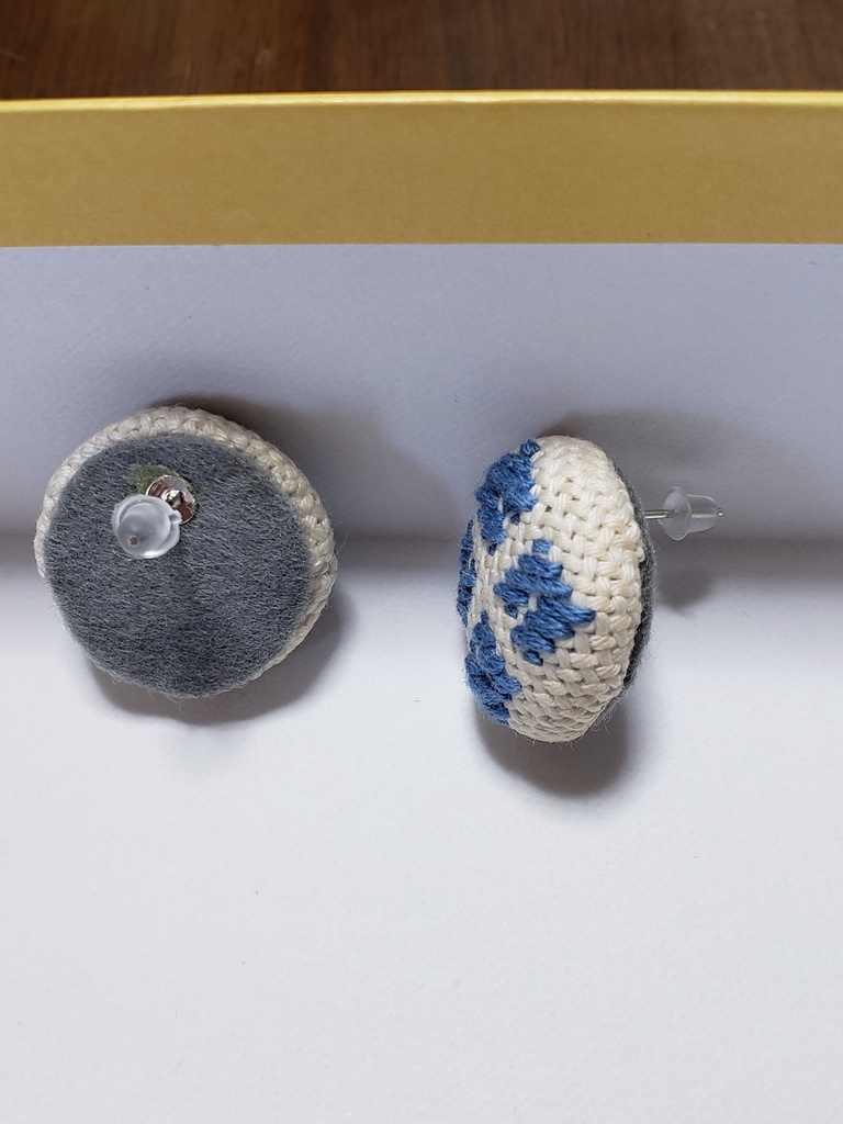 こぎん刺し タイツこごり ピアス 青系