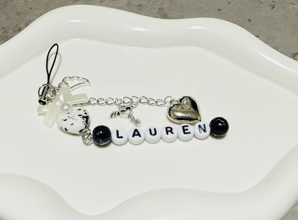 【にじさんじ】ビーズキーホルダー y2k【ローレン・イロアス】