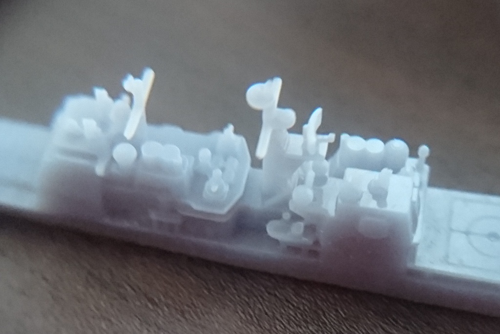 1/3000 タイコンデロガ級ミサイル巡洋艦 / Ticonderoga-class CG