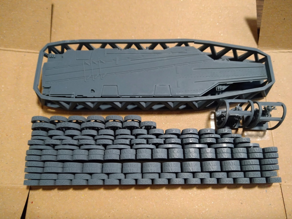 1/3000 CVN ジェラルド・R・フォード級 / USS Gerald R. Ford-class