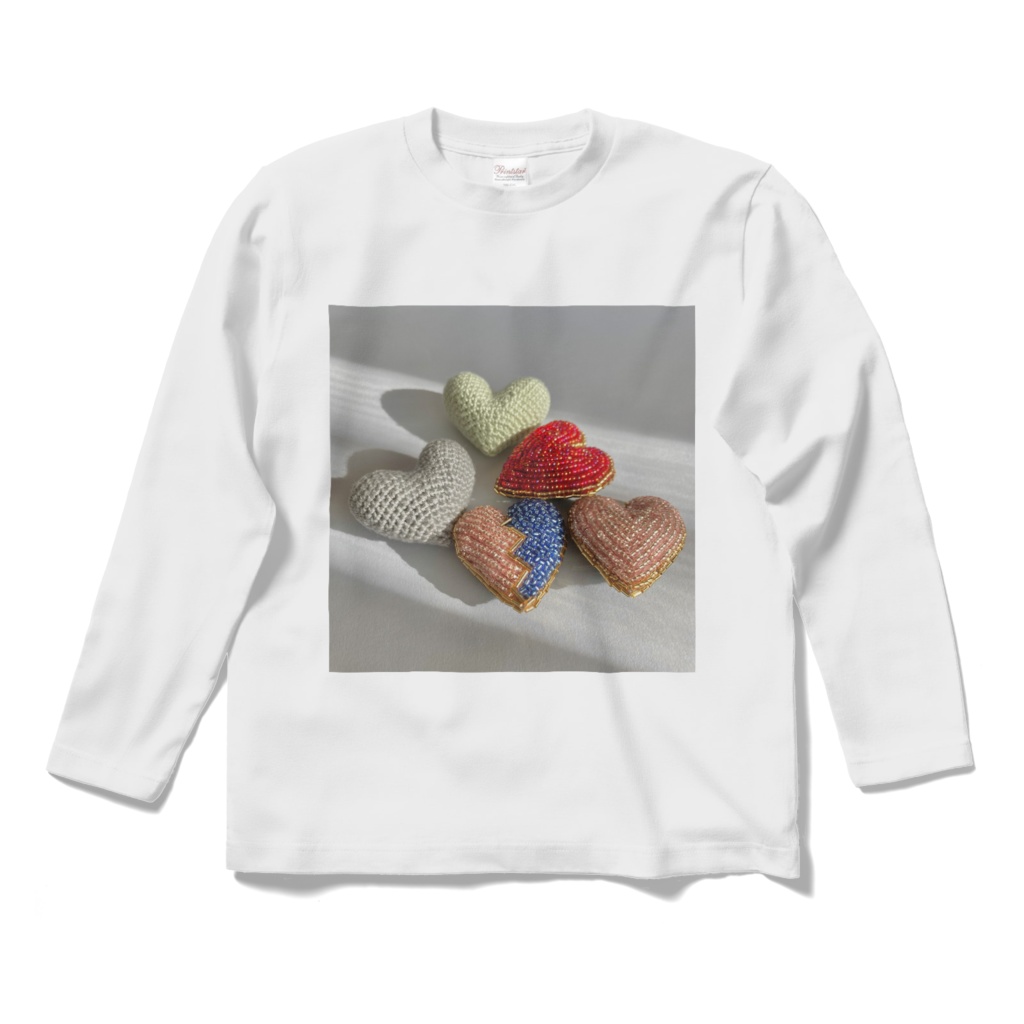 ハートの長袖Tシャツ
