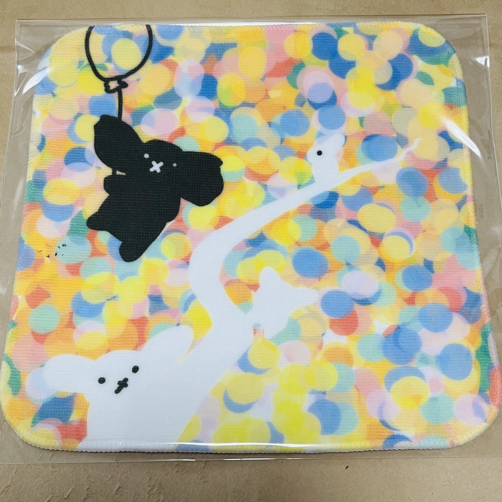 #11 黄色い小道ハンカチ