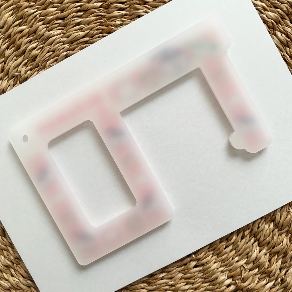 BUTAMAN KungFu アクリルドアオープナー (乳白色)