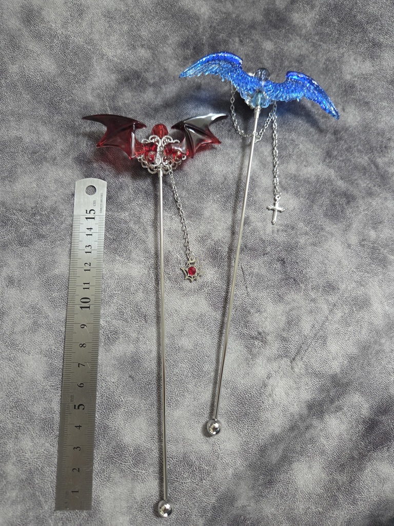 魔法スティック　赤コウモリ