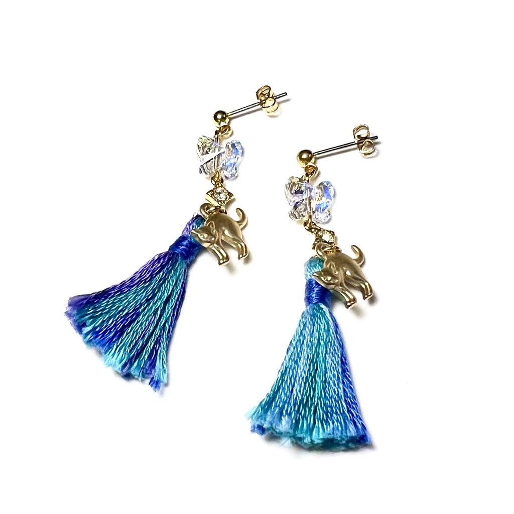 尾リパイメージ　タッセルピアス