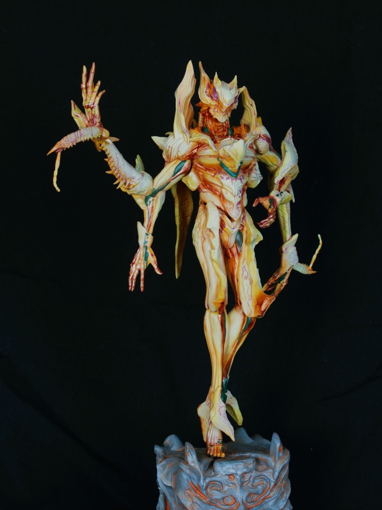 Greed(グリード)オリジナルカマキリ型クリーチャー