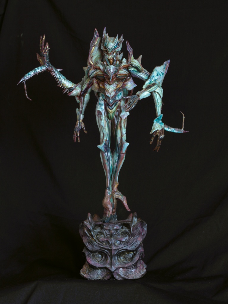 Greed(グリード)オリジナルカマキリ型クリーチャー