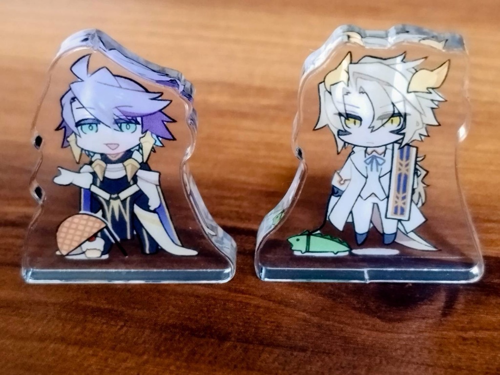 自立ミニアクリルスタンド