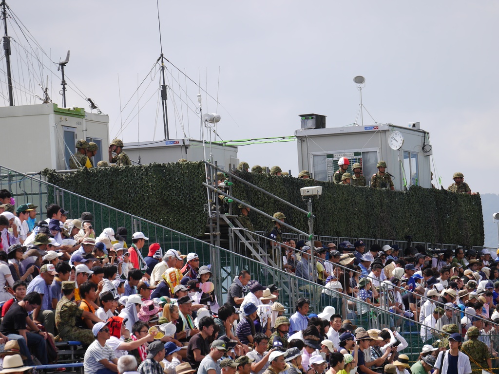 陸上自衛隊 総合火力演習 写真集 496枚収録