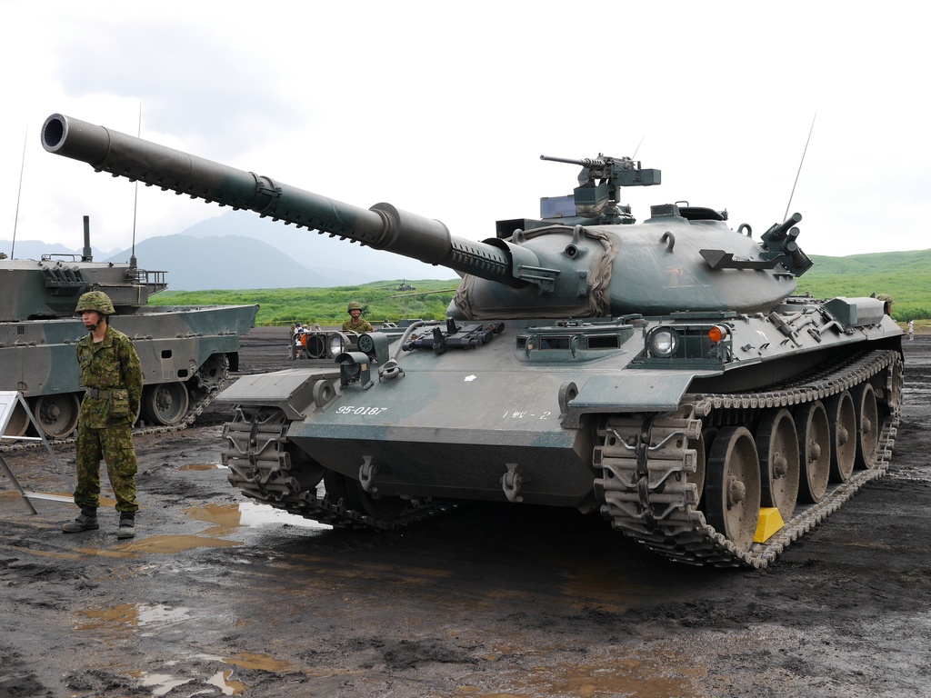 陸上自衛隊 総合火力演習 写真集 496枚収録
