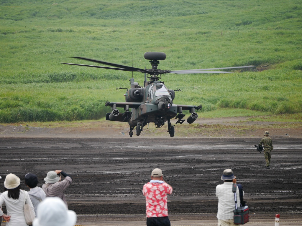陸上自衛隊 総合火力演習 写真集 496枚収録
