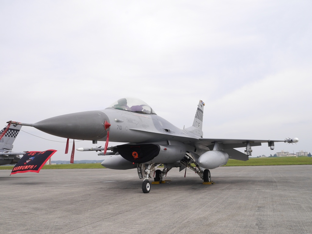 米軍 横田基地 写真集 784枚収録