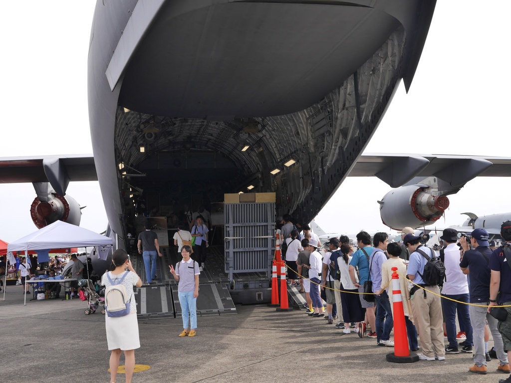 米軍 横田基地 写真集 784枚収録