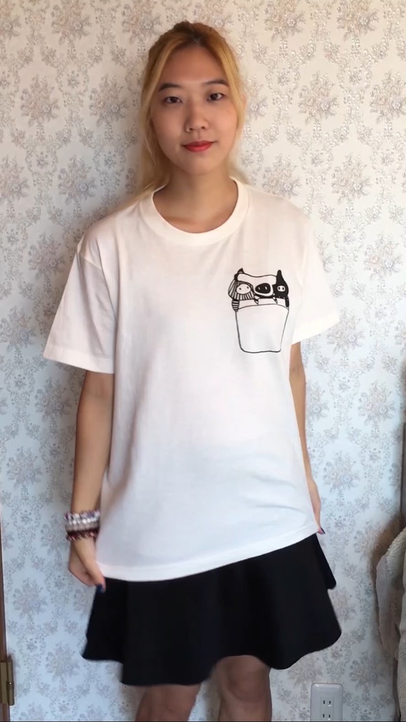絵本キャラクターのTシャツ セルクナム ポケットデザイン
