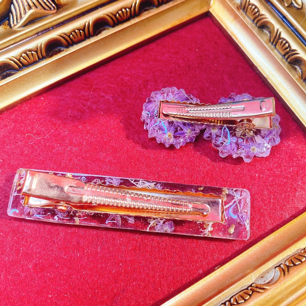 お花のヘアクリップ