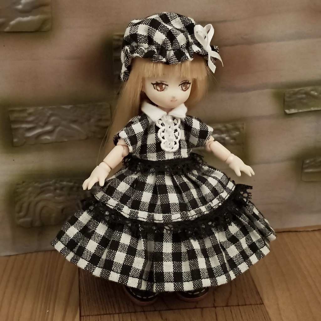 ＊オビツ11 ギンガムチェックドレスセット ドール服 ねんどろいどどーる＊