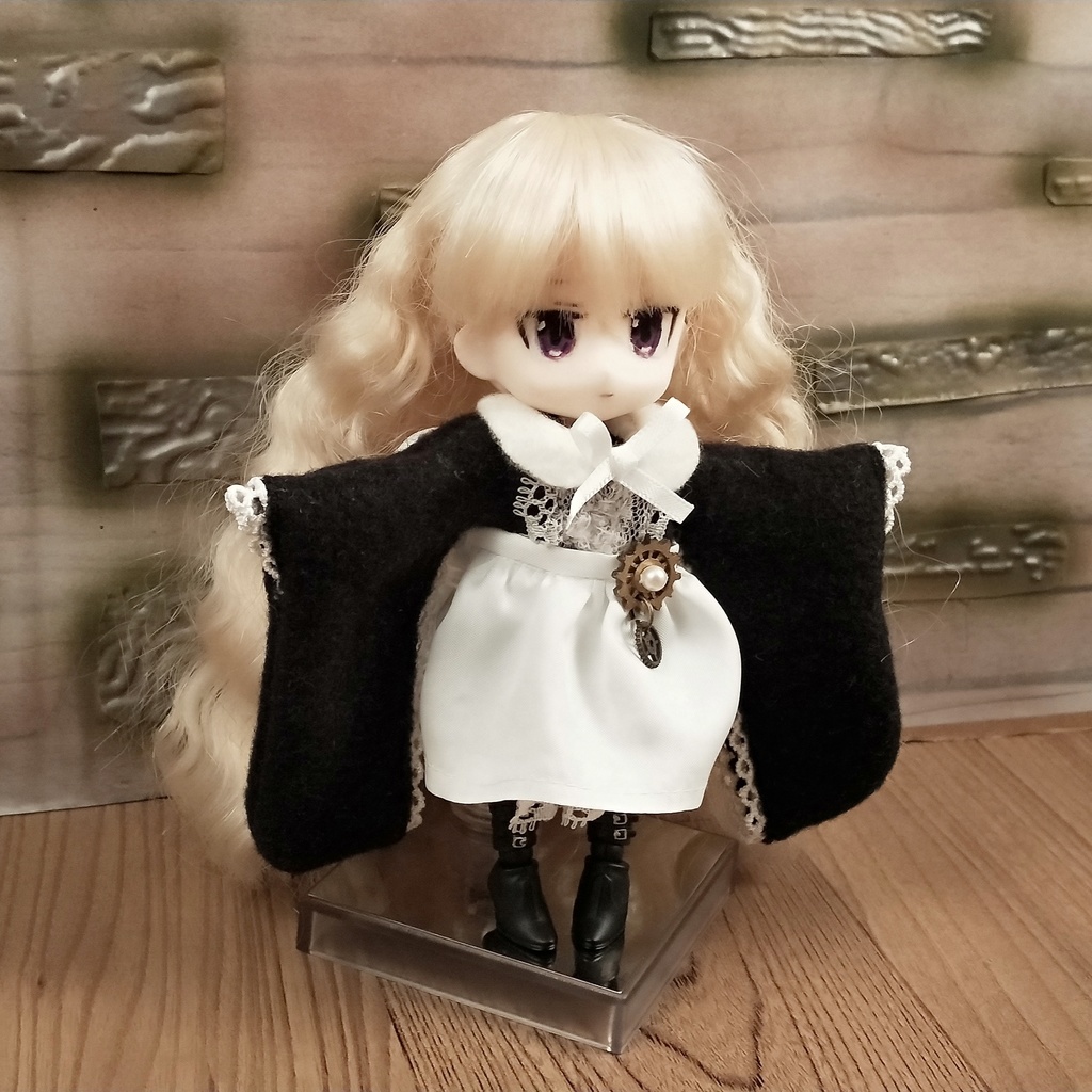 *オビツ11 着物袖メイド服セット 黒 ドール服 ねんどろいどどーる*
