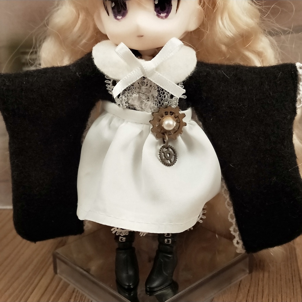 *オビツ11 着物袖メイド服セット 黒 ドール服 ねんどろいどどーる*