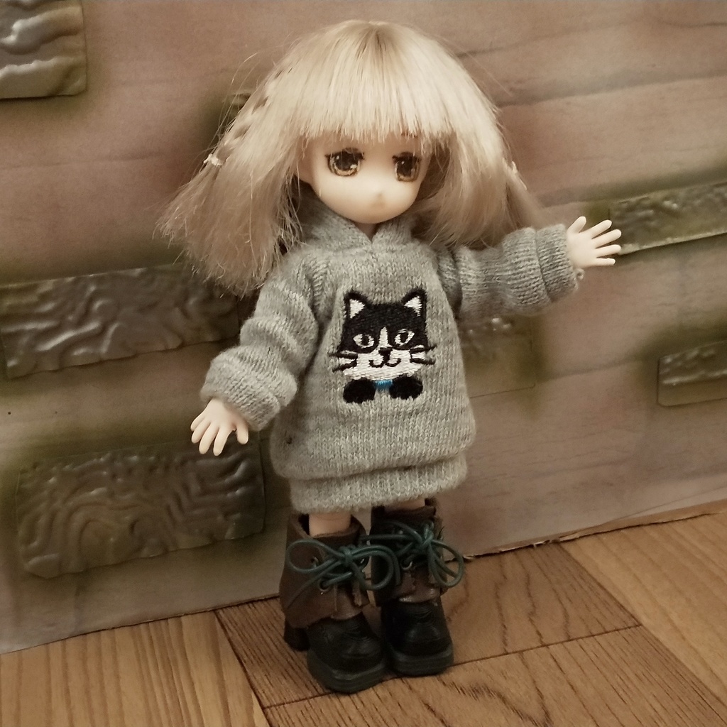 *オビツ11 フード付きネコ柄トレーナー ドール服 ねんどろいどどーる*